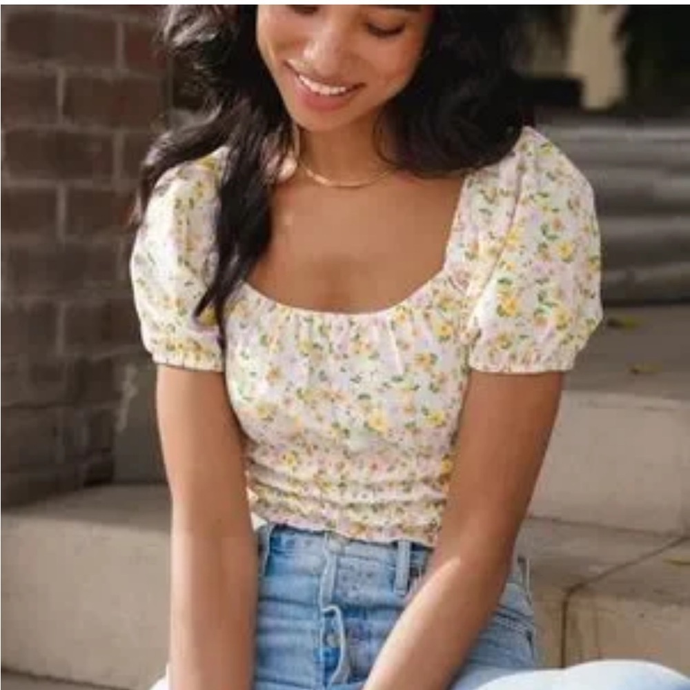 Elodie Floral Puff Sleeve Blouse in Yellow and Pink ruched - Picture 9 of 9